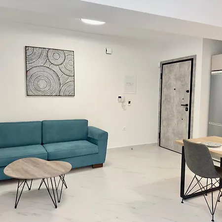 Laurel Metro Apartment-3
